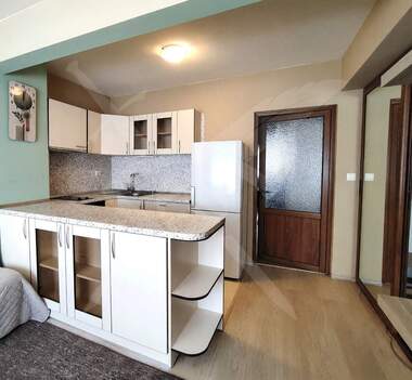 Miete - Wohnung in Lazur,  Burgas