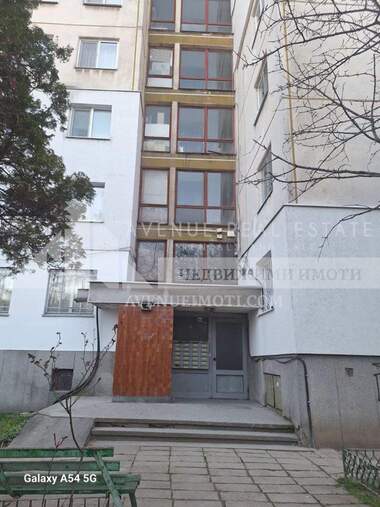 Продажба - Апартамент в Кючук Париж,  Пловдив