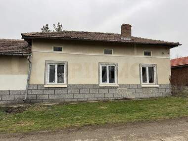 Vânzare - Casă în Ostrița,  Ruse
