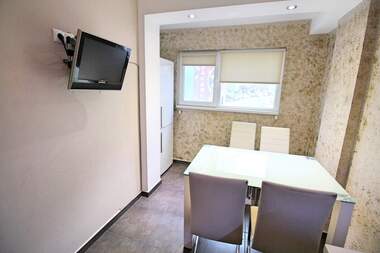 Miete - Wohnung in Lazur,  Burgas