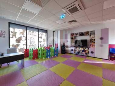 Verkauf - Büro in Sweta Troiza,  Sovia