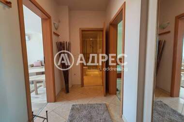 Închiriere - Apartament în Lagera,  Sofia