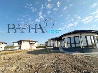 For sale - House in Kichevo,  Varna