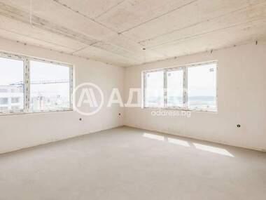 Vânzare - Apartament în Vladislavovo,  Varna