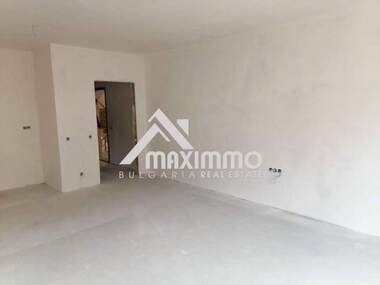 Продажба - Апартамент в Младост 1,  Варна