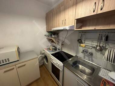 Închiriere - Apartament în Center,  Varna