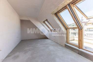 For sale - Apartment in Okrajna bolnica - Generali,  Varna
