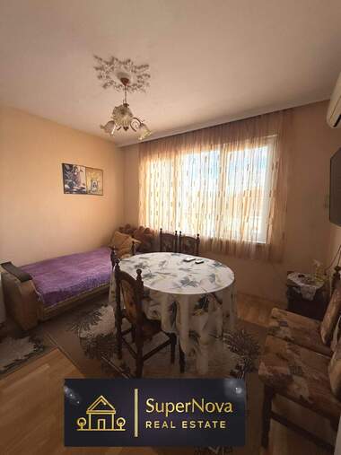 For sale - Floor of a house in Kamenni,  Haskovo