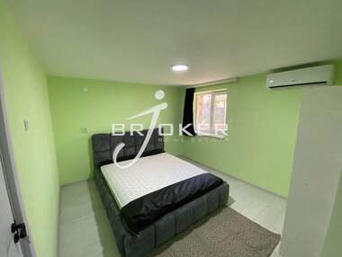 Închiriere - Apartament în Veselceane,  Kărdjali