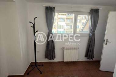 Închiriere - Apartament în Geo Milev,  Sofia