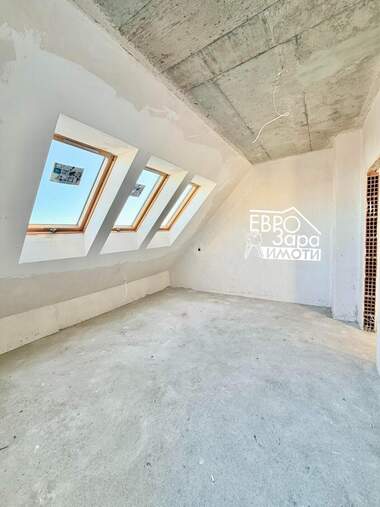 Vânzare - Apartament în Jeleznik-iztok,  Stara Zagora