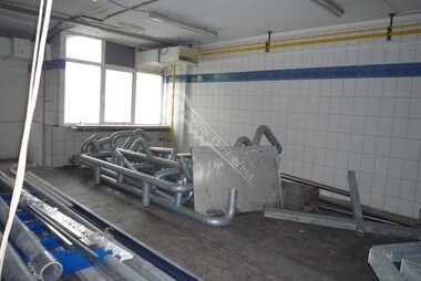 For sale - Warehouse/Storage Unit in Promishlena zona - Zapad,  Veliko Tarnovo