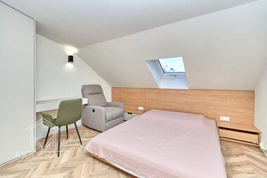 Vânzare - Apartament în Țentăr,  Burgas