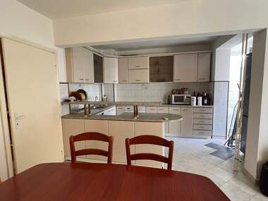 Vânzare - Apartament în Ialta,  Ruse