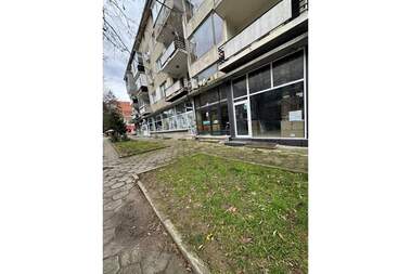For rent - Store in Centar,  Targovishte