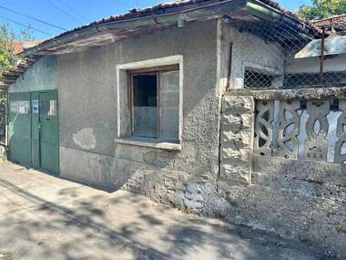Продажба - Къща в Новата махала,  Русе
