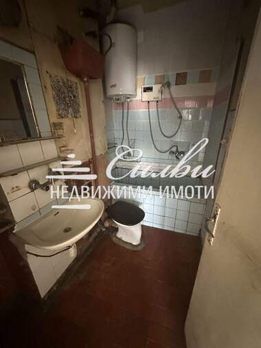 Продажба - Апартамент в Запад-1,  Търговище