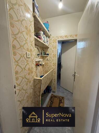 For sale - Floor of a house in Kamenni,  Haskovo