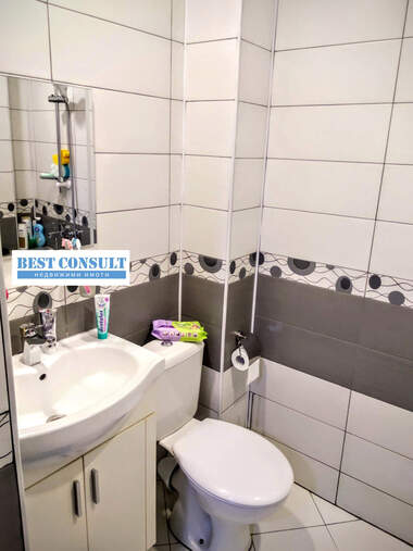 Kira - Apartman olarak Vazrajdane,  Ruse