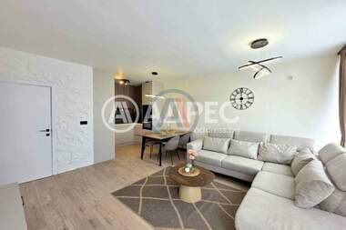 Vânzare - Apartament în Mladost-2,  Sofia