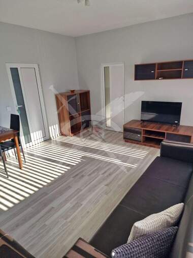 For rent - Apartment in Kiuchuk Parij,  Plovdiv