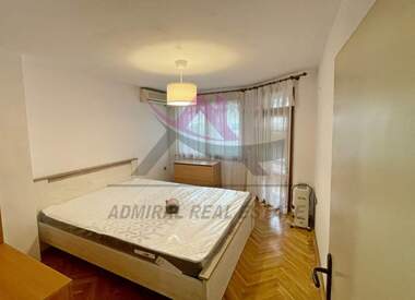 For rent - Apartment in Kolhozen pazar,  Varna