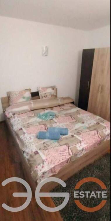 Продажба - Апартамент в Колхозен пазар,  Варна