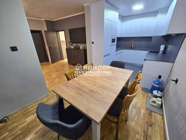 Vânzare - Apartament în Center,  Plovdiv