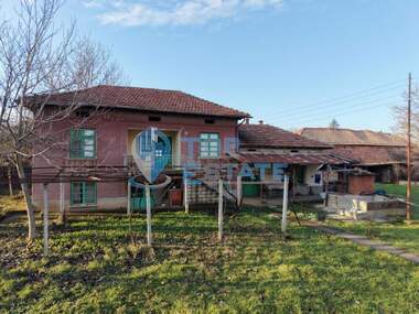 Продажба - Къща в Долна Липница,  Велико Търново