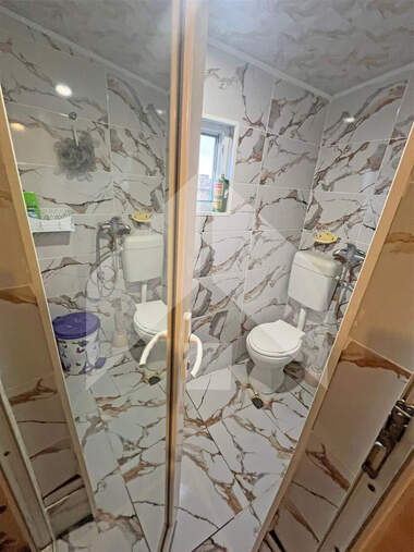 Verkauf - Etage von Haus in Nowi Pazar,  Schumen