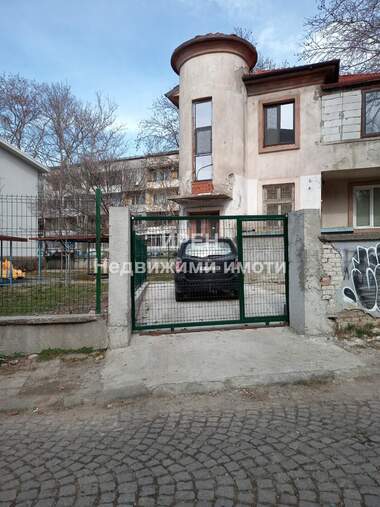 Verkauf - Haus in Zentar,  Iambol