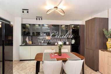 For sale - Apartment in Vtori korpus,  Shumen