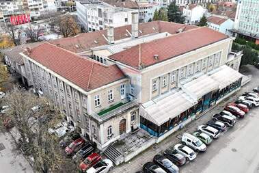 Kira - Bina olarak Center,  Ruse