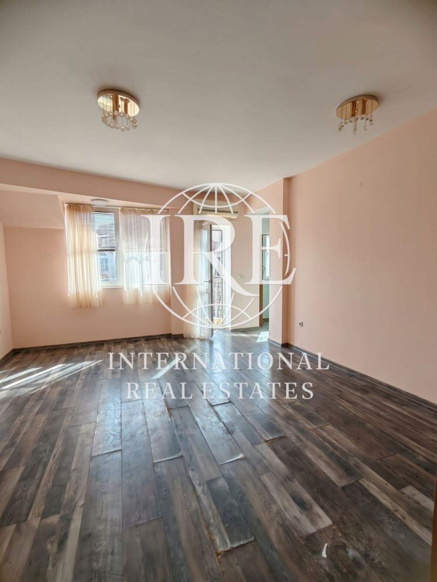 Cu două camere Apartament în Liatno kino Trakia, Varna – fotografia 3