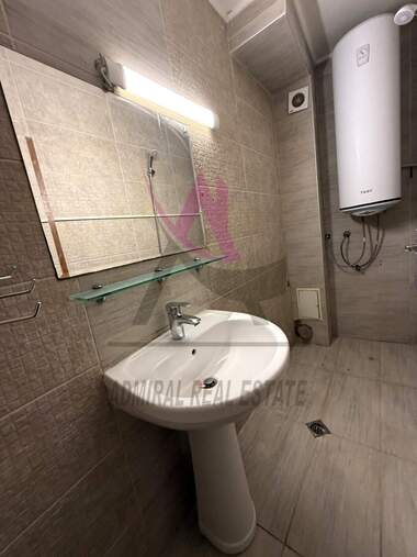 Închiriere - Apartament în Văzrajdane 1,  Varna
