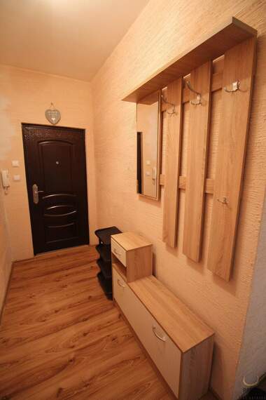 Închiriere - Apartament în Izgrev,  Burgas