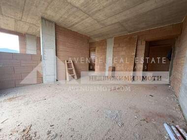 Продажба - Апартамент в Остромила,  Пловдив