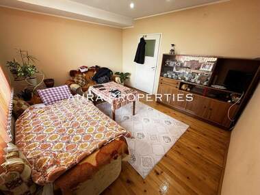 For sale - Floor of a house in Orel,  Razgrad
