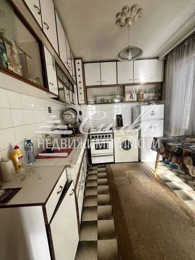 Продажба - Апартамент в Пожарната,  Шумен