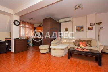 Verkauf - Wohnung in Wazrajdane,  Burgas