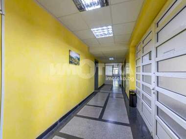 Verkauf - Büro in Elektron,  Warna
