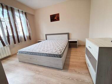Închiriere - Apartament în Slaveîkov,  Burgas