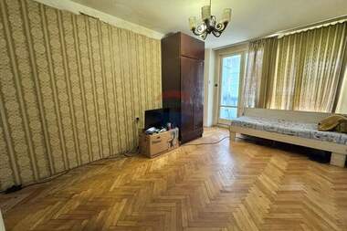 Vânzare - Apartament în Văzrajdane,  Ruse