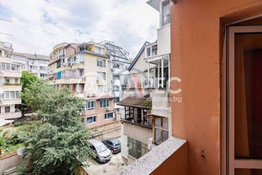 For sale - Apartment in Liatno kino Trakia,  Varna