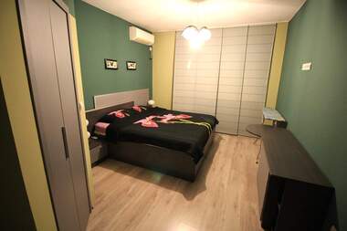 Miete - Wohnung in Wazrajdane,  Burgas
