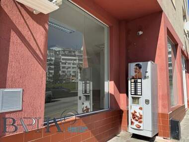 Miete - Laden/Büro/Lager/Schönheitssalon/Zahnarztbüro in Wladislawowo,  Warna
