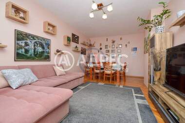 Vânzare - Apartament în Slaveîkov,  Burgas