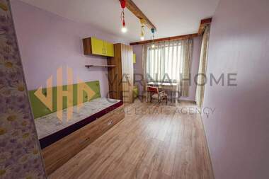 Închiriere - Apartament în Levski,  Varna