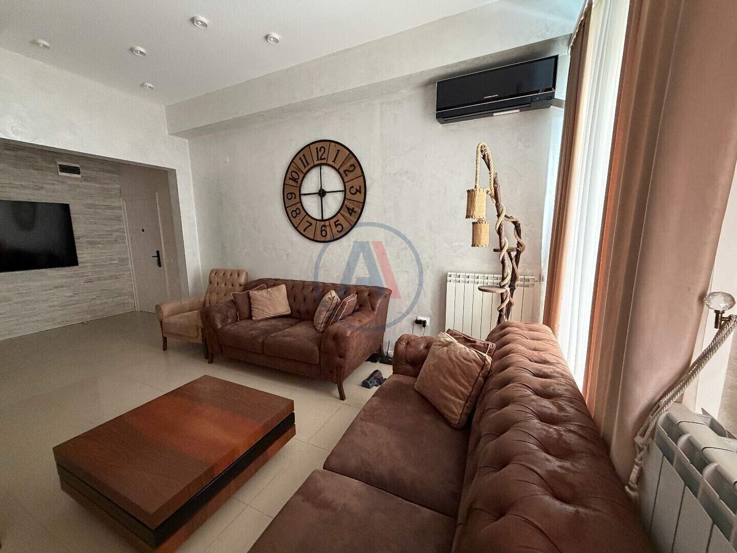 Cu trei camere Apartament în Tombul Djamia, Șumen – fotografia 3