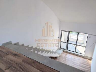 Vânzare - Apartament în Vinița,  Varna